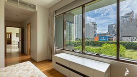 2 Bedroom Condo for sale in The Emporio Place, Khlong Tan, Bangkok near BTS Phrom Phong