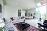 5 Bedroom House for Sale or Rent in Phra Khanong Nuea, Bangkok near BTS Ekkamai
