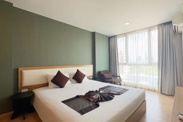 1 Bedroom Serviced Apartment for rent in Khlong Tan Nuea, Bangkok