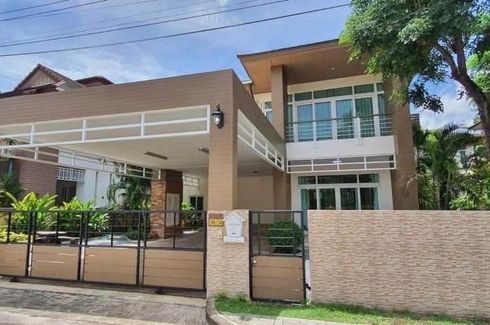 3 Bedroom House for sale in Surasak, Chonburi