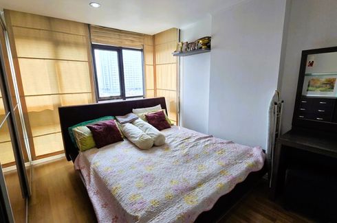 1 Bedroom Condo for sale in Lumpini Place Pinklao 1, Bang Bamru, Bangkok near MRT Bang Yi Khan