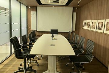 5 Bedroom Office for sale in Khlong Toei Nuea, Bangkok near MRT Sukhumvit