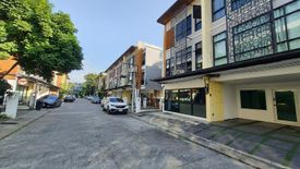 4 Bedroom House for sale in Chang Phueak, Chiang Mai