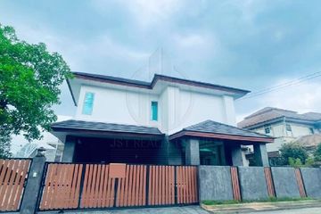 4 Bedroom House for sale in Sala Thammasop, Bangkok