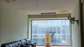 2 Bedroom Commercial for sale in Khlong Tan Nuea, Bangkok