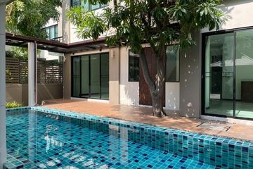 3 Bedroom House for rent in Khlong Tan Nuea, Bangkok