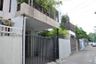 3 Bedroom Townhouse for rent in Khlong Tan Nuea, Bangkok