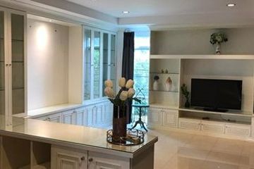 4 Bedroom House for sale in Phlapphla, Bangkok near MRT Ramkhamhaeng 12