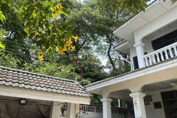 4 Bedroom Townhouse for sale in Sam Sen Nai, Bangkok near BTS Ari