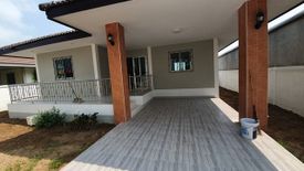 1 Bedroom House for sale in Pak Nam Pho, Nakhon Sawan