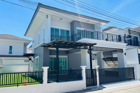 3 Bedroom House for sale in Crystal Plus Village, Surasak, Chonburi