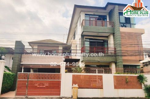 6 Bedroom House for sale in Sam Sen Nok, Bangkok