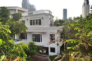 4 Bedroom House for rent in Khlong Tan Nuea, Bangkok near BTS Thong Lo