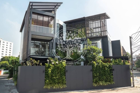 5 Bedroom House for sale in Bang Chak, Bangkok near BTS Punnawithi