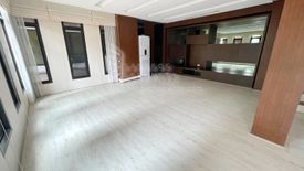 3 Bedroom House for rent in Chong Nonsi, Bangkok