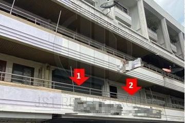 Commercial for sale in Phra Khanong Nuea, Bangkok