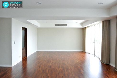 3 Bedroom Condo for rent in Khlong Tan Nuea, Bangkok