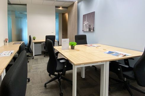 Office for rent in BHIRAJ TOWER at EmQuartier, Khlong Tan Nuea, Bangkok near BTS Phrom Phong