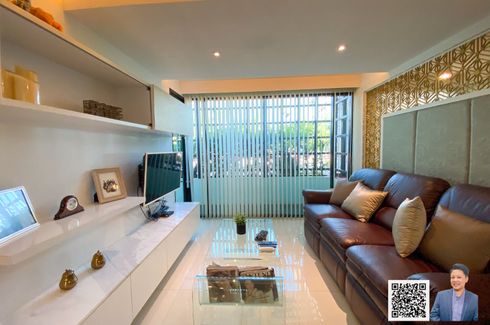 2 Bedroom Condo for sale in Le Cote Thonglor 8, Khlong Tan Nuea, Bangkok near BTS Thong Lo