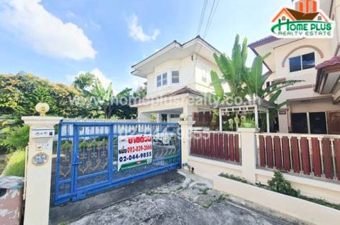 3 Bedroom House for sale in Samrong Nuea, Samut Prakan near MRT Si Bearing