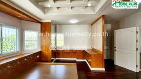 3 Bedroom House for sale in Samrong Nuea, Samut Prakan near MRT Si Bearing