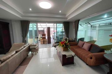 4 Bedroom House for rent in Phra Khanong Nuea, Bangkok near BTS Ekkamai