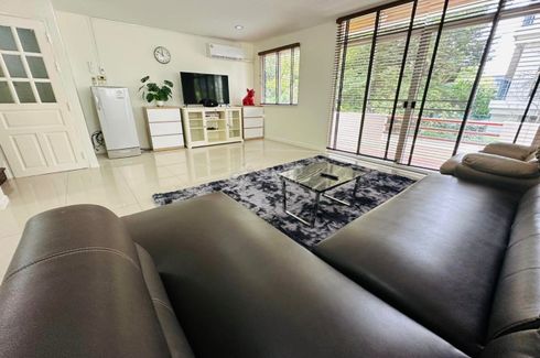 4 Bedroom House for rent in Khlong Tan, Bangkok near BTS Phrom Phong