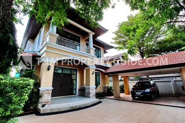 4 Bedroom House for rent in Phra Khanong, Bangkok near BTS Ekkamai