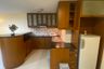 1 Bedroom Condo for sale in Nusa State Tower Condominium, Silom, Bangkok near BTS Surasak