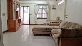 2 Bedroom Townhouse for Sale or Rent in Bang Chak, Bangkok near BTS Punnawithi