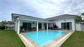 4 Bedroom Villa for sale in Khuekkhak, Phang Nga