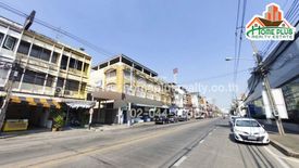 3 Bedroom Commercial for sale in Talat Khwan, Nonthaburi