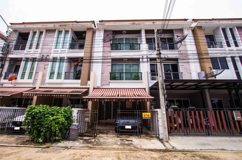 3 Bedroom Townhouse for sale in Bang Kho, Bangkok near BTS Wutthakat