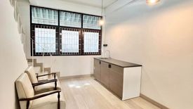 2 Bedroom Townhouse for rent in Khlong Tan Nuea, Bangkok