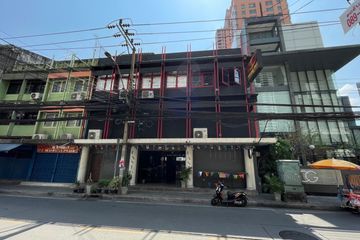 Commercial for sale in Khlong Tan, Bangkok near BTS Phrom Phong