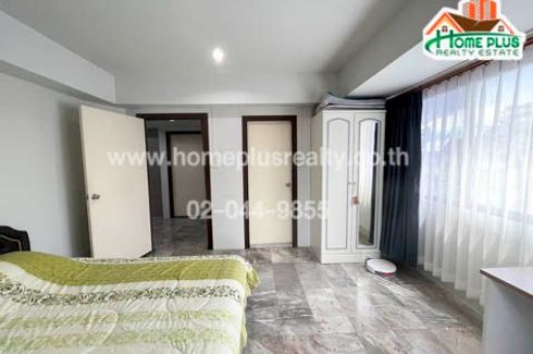 2 Bedroom Condo for sale in Sathorn Condo Place, Thung Maha Mek, Bangkok near MRT Khlong Toei