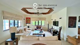 3 Bedroom Villa for sale in Nong Kae, Prachuap Khiri Khan