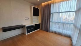 4 Bedroom Condo for sale in Chatrium Residence Riverside, Wat Phraya Krai, Bangkok near BTS Saphan Taksin