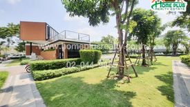 3 Bedroom Townhouse for sale in Baan Klang Mueng Suanluang, Dokmai, Bangkok