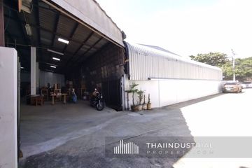 Warehouse / Factory for rent in Samrong Nuea, Samut Prakan near MRT Thipphawan