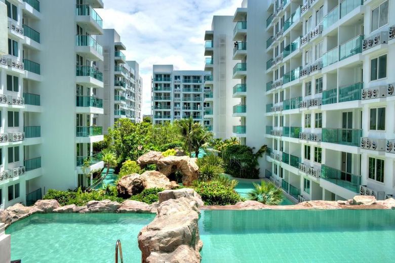 1 Bedroom Condo