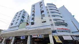 Market & Condotel Nongkham Shopping Center